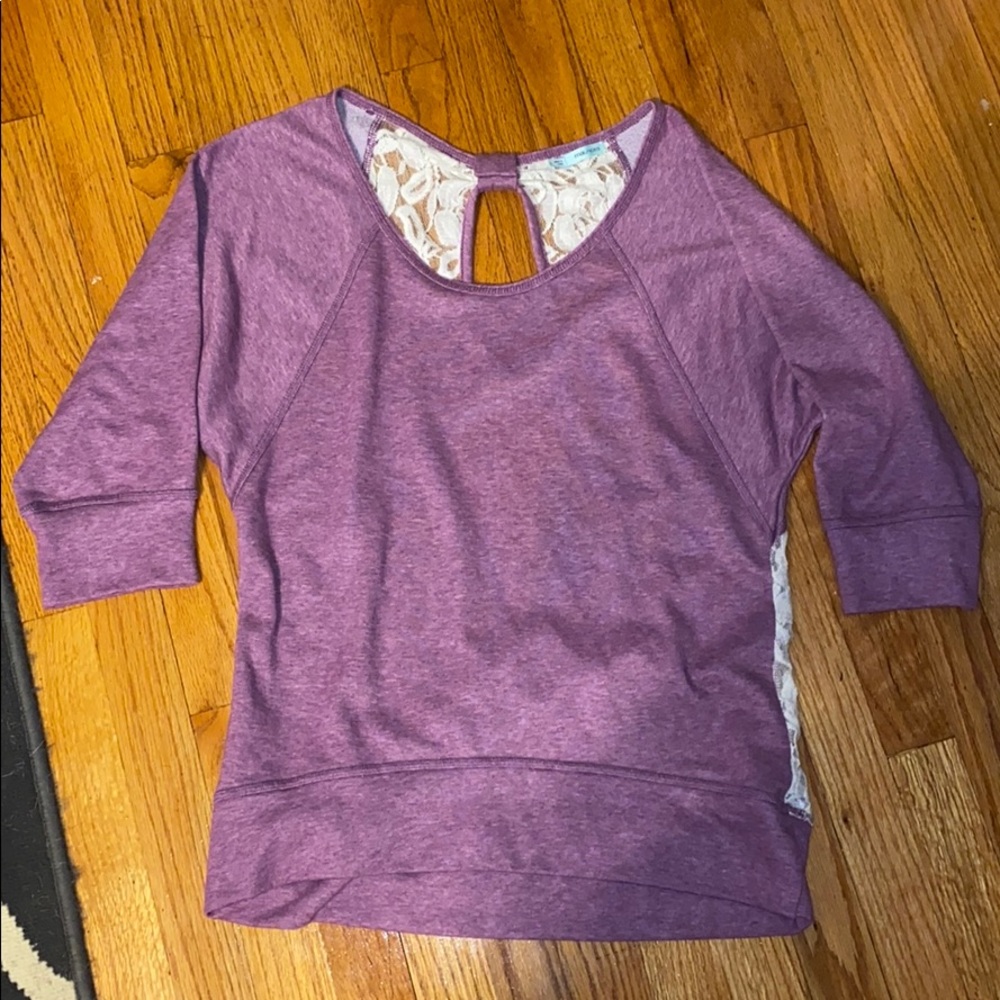Maurice’s top size L